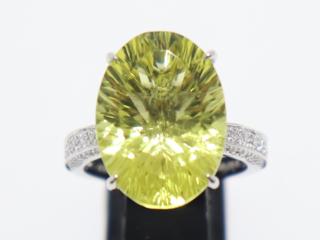 K18WG イエロートルマリン 11.98ct リング